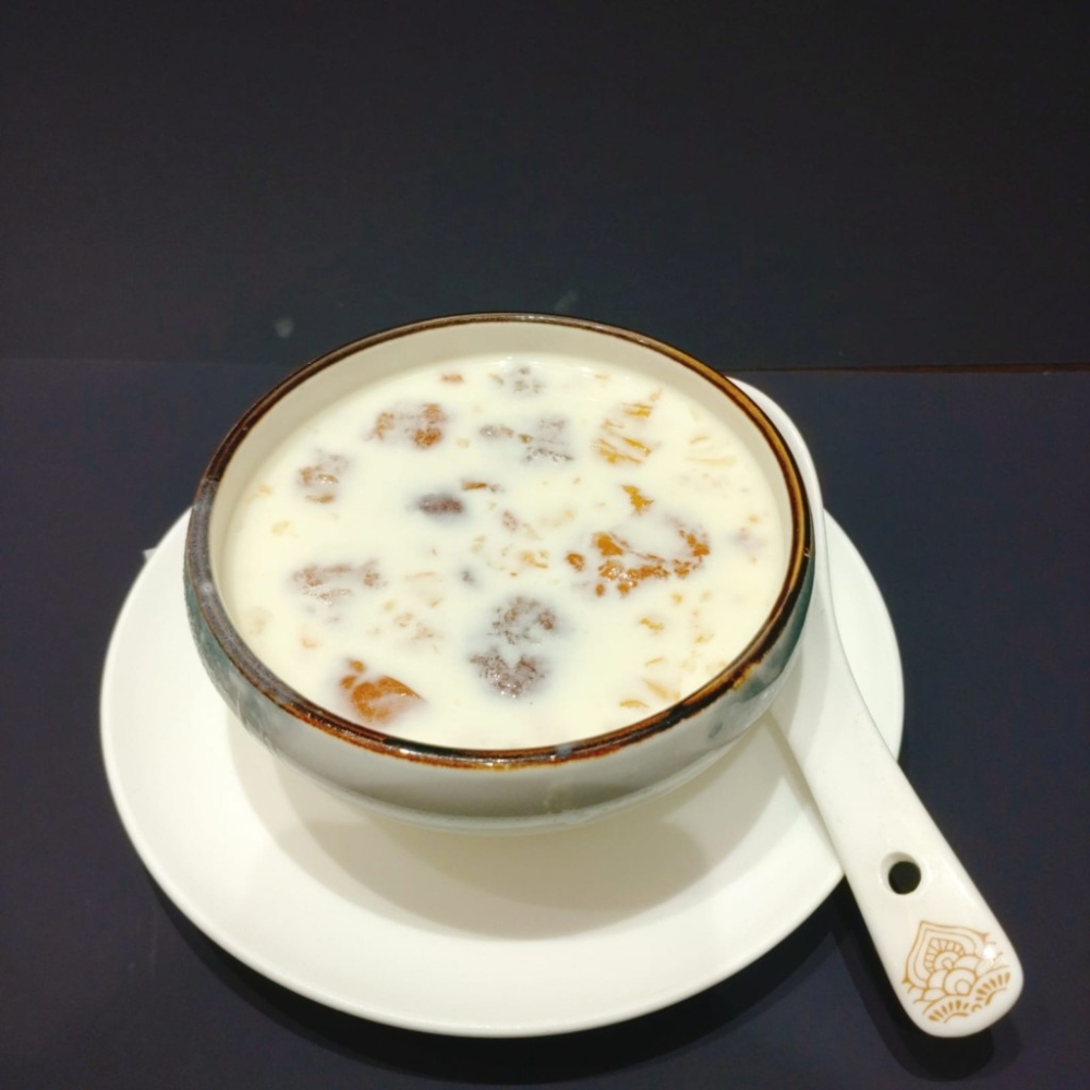 鮮奶燉桃膠（凍）