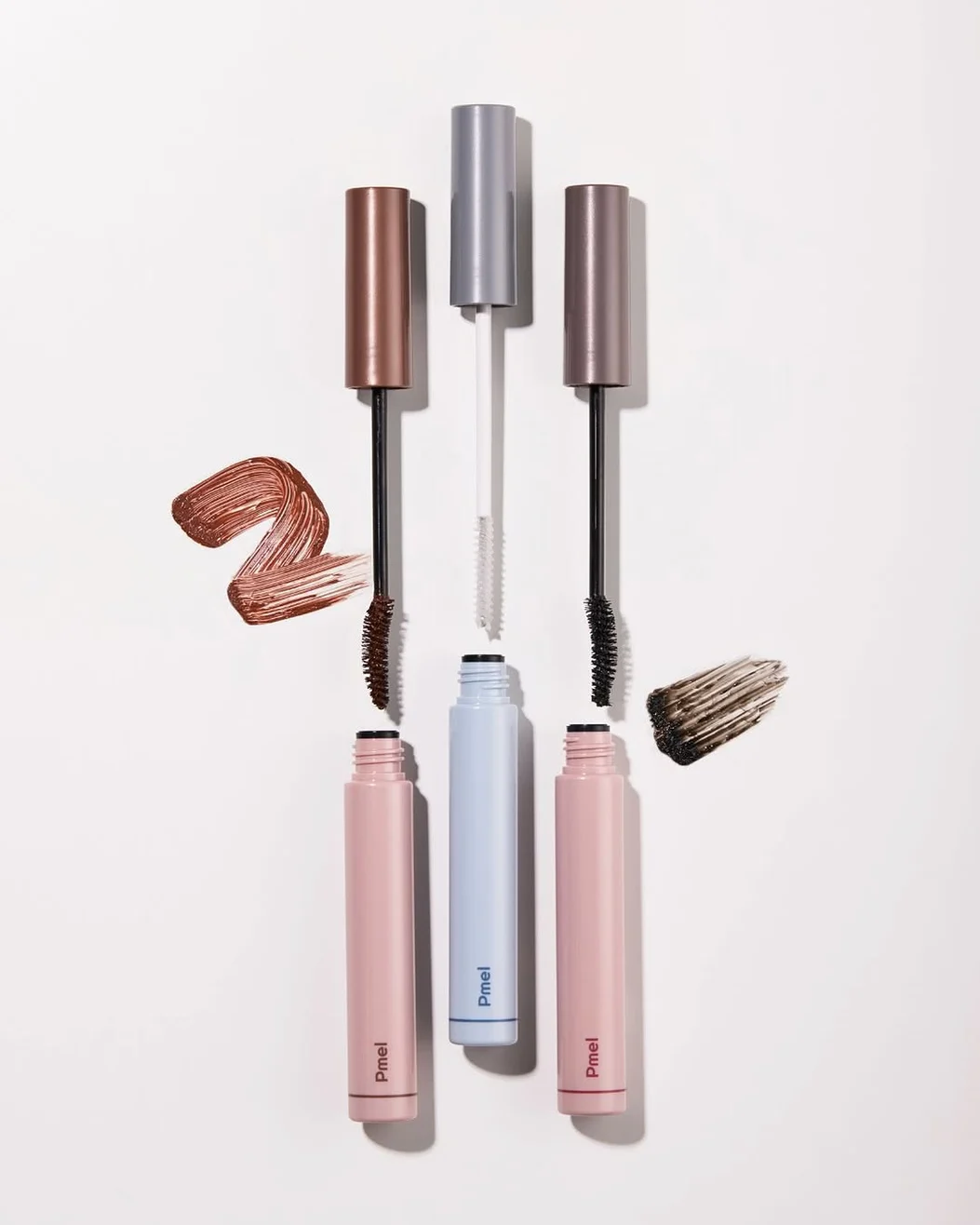 pdc Pmel 撒謊睫毛膏 售價：￥1,100（税込）