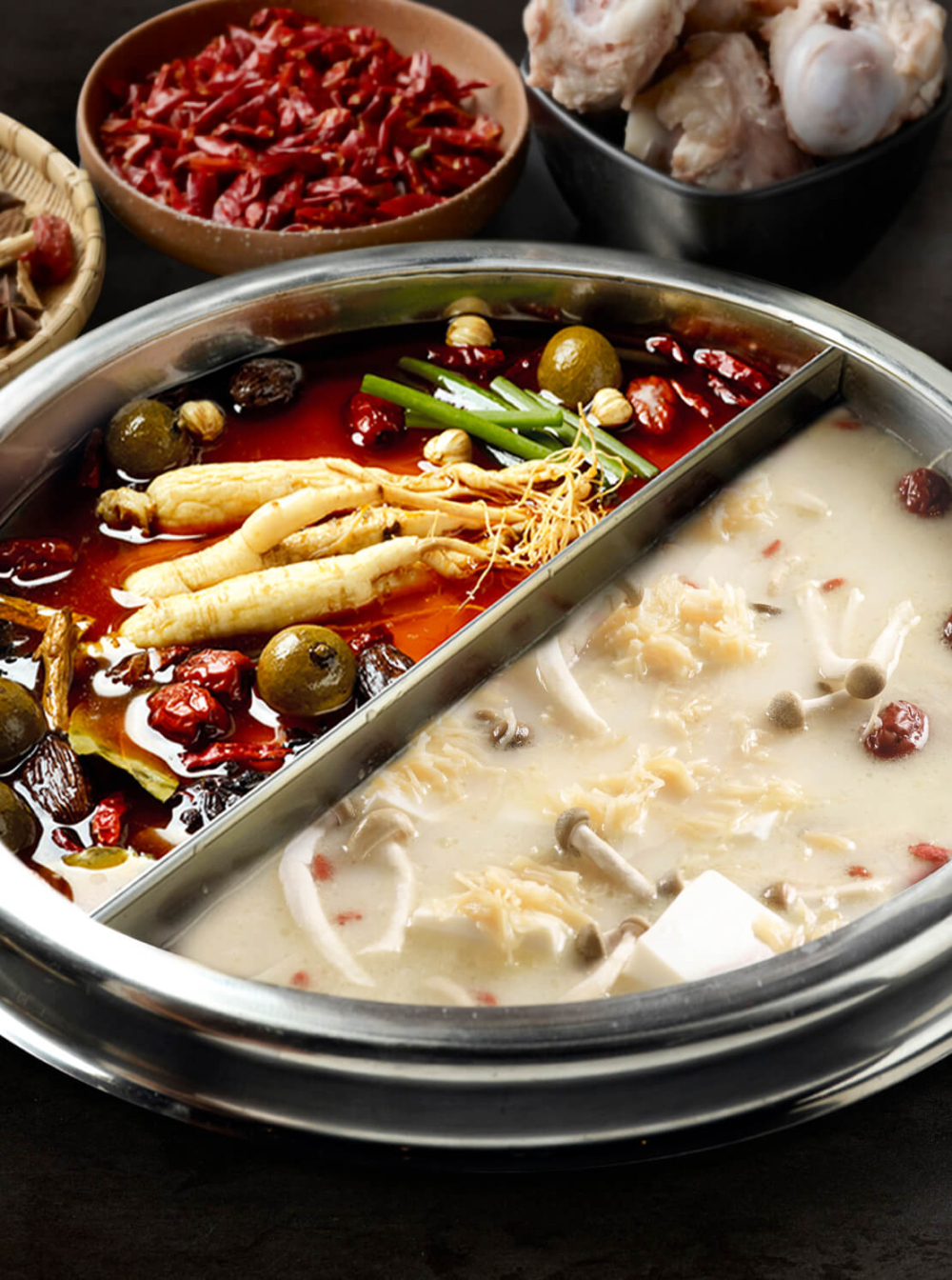 來自新加坡的美滋鍋以粉紅夢幻裝潢和主打 養生美顏湯底（如膠原蛋白養顏鍋）深受女生喜愛。