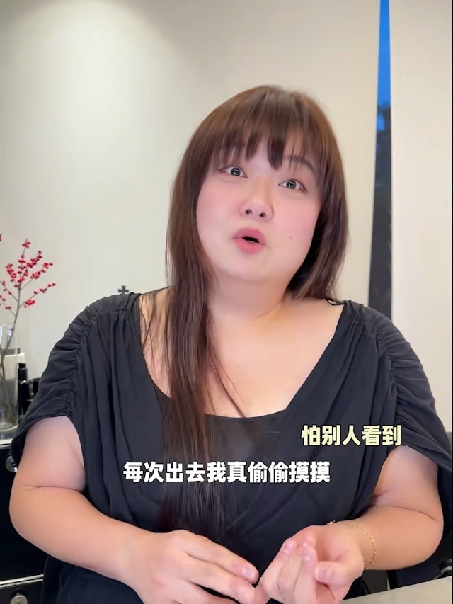 細細粒又指自己復胖後外出都要偷偷摸摸，晚上8、9點才約表姐吃晚飯，不想在任何地方被人看到自己復胖的情況。