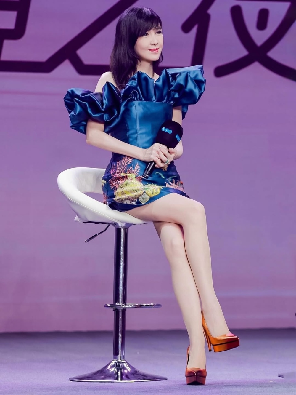 網友：「人真係要識退落嚟」