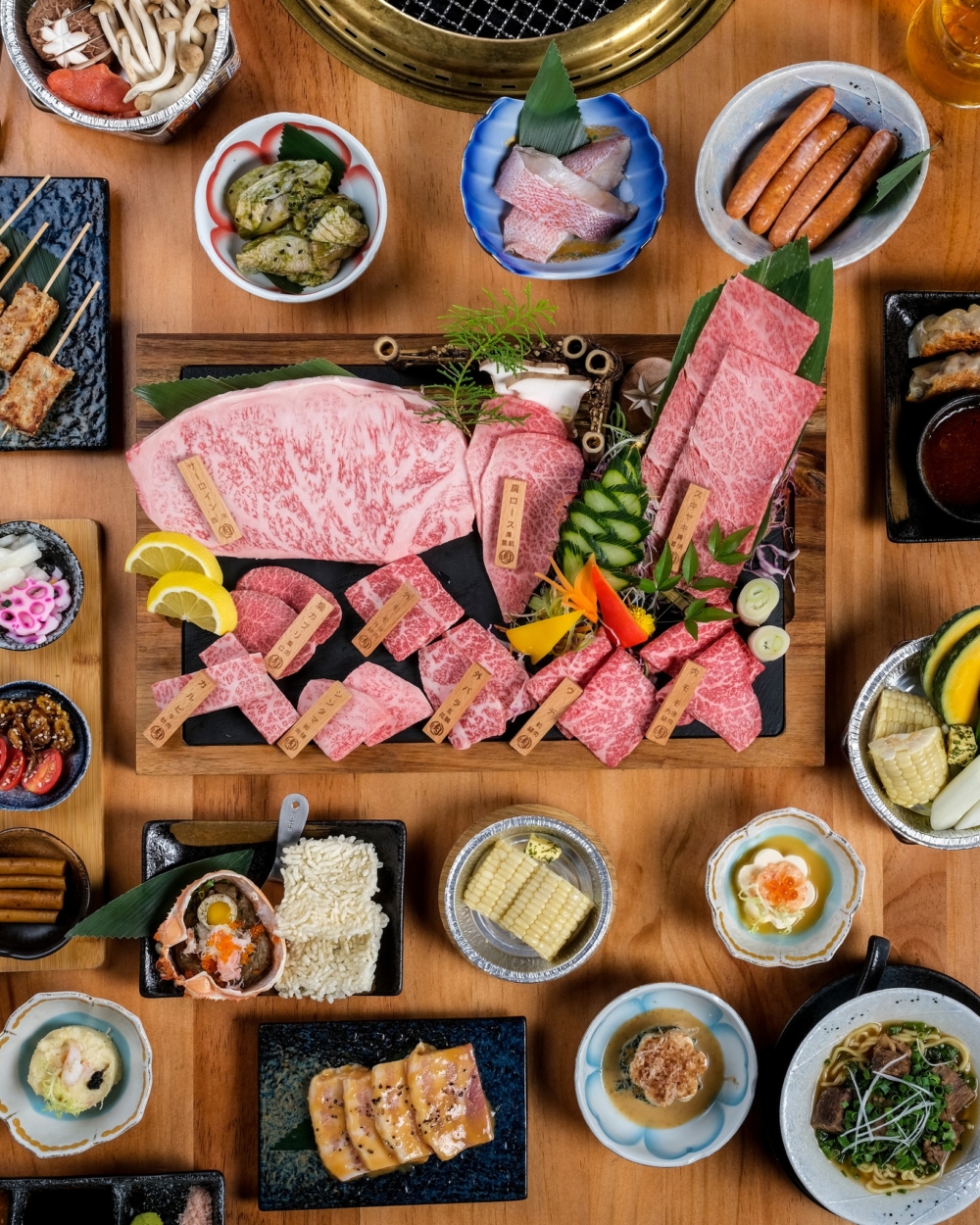 「宮崎肉本舖」是重磅回歸的日式燒肉推介，主打由九州自家牧場直送、油花細膩的A5櫻花牛。