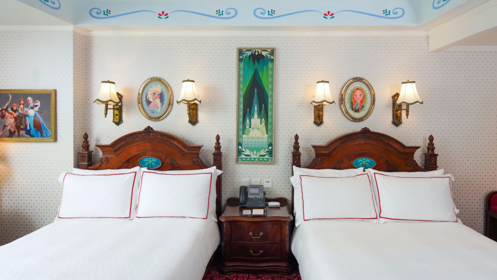 國賓廳《魔雪奇緣》主題套房。