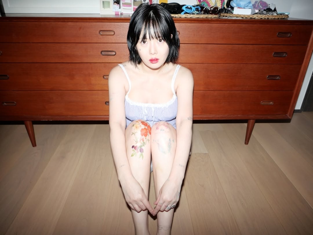 事實上泫雅的健康狀況一直備受關注，近年經常因忽胖忽瘦的身型引發熱議。