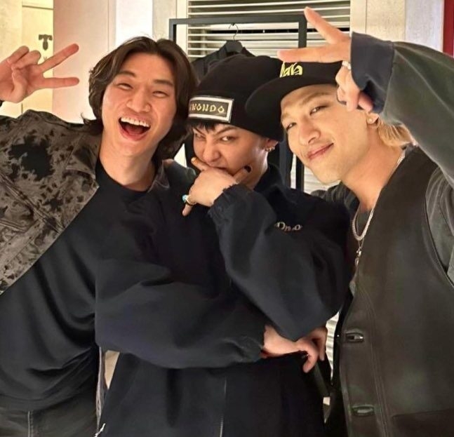 YG娛樂捐款100萬港幣。