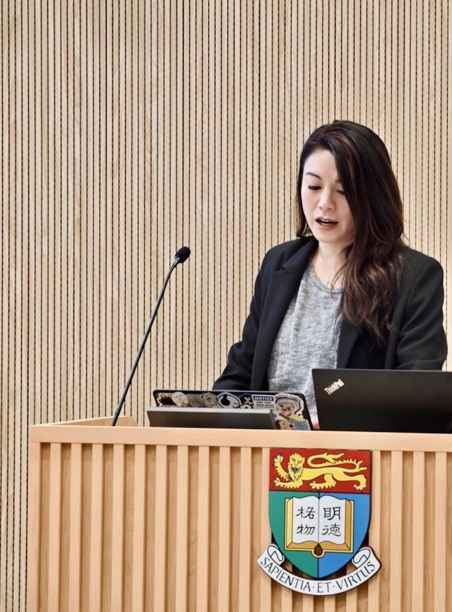 近日就有網友發現廖碧兒被邀請在大學裡擔任課程嘉賓講師