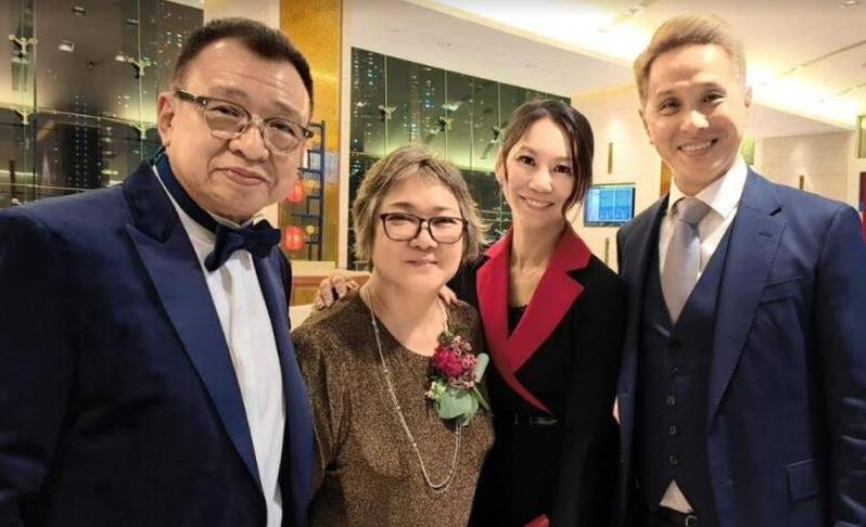 新加坡媒體立即找錢翰群回應，他亦急急向家屬致歉