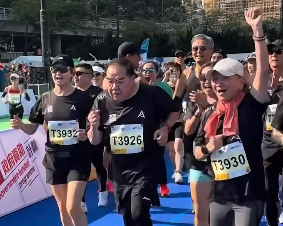 今次Kent哥以74歲之齡參賽，並成功以大約2小時完成賽事