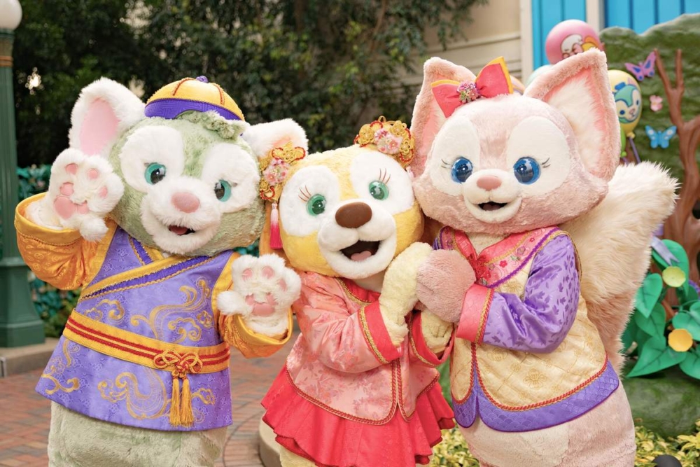 今個農曆新年，Duffy與好友换上新年打扮～超可愛！