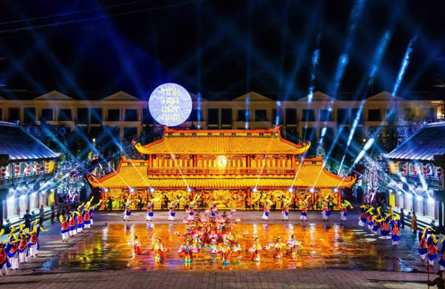 「越南威尼斯」Grand World裡著名的《The Quintessence of Vietnam》表演