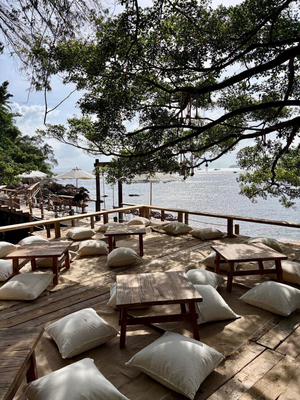 Bamboo House 南澳礁石店