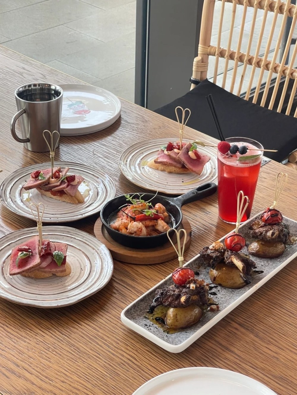 「PINTXOS 品巧思西班牙小館」（湖畔特色店