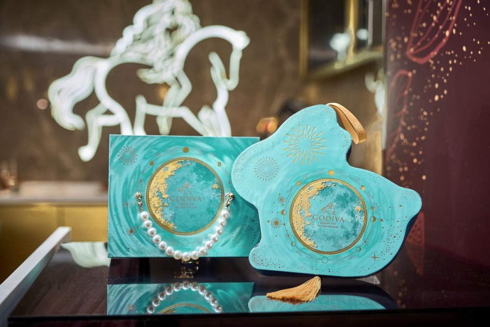 中秋節巧克力禮盒12顆裝。