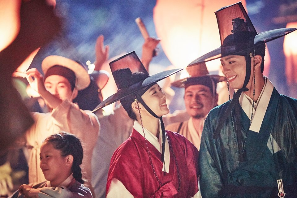 love in the moonlight