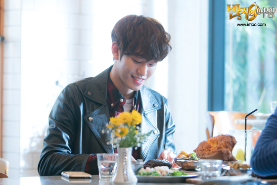 queen of the ring 13