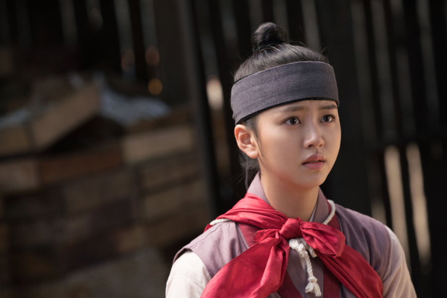 Ruler Master of the Mask 0524 3