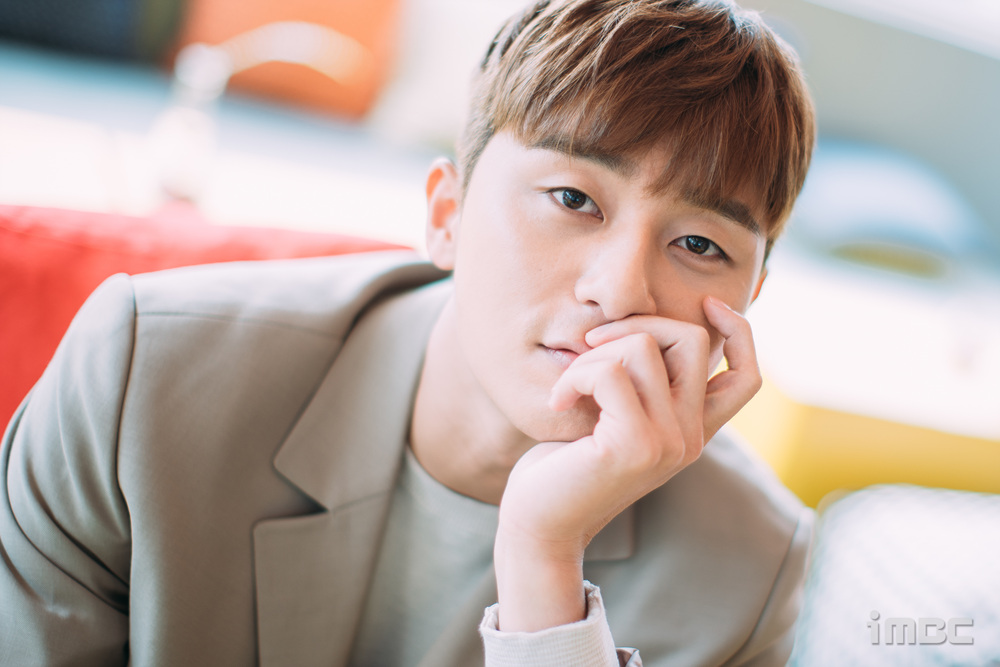 Park Seo-joon 0801 9
