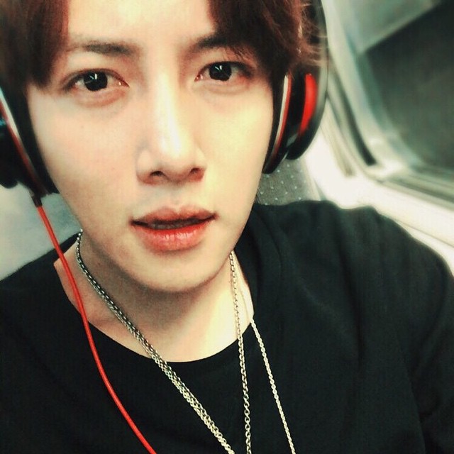 photo by 지창욱Instagram