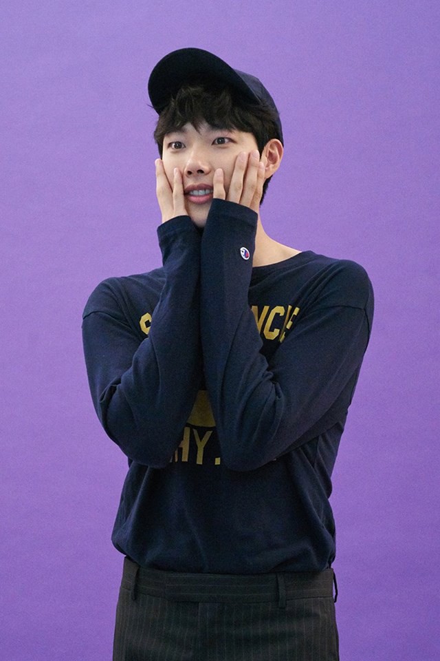 C-Jes ent.