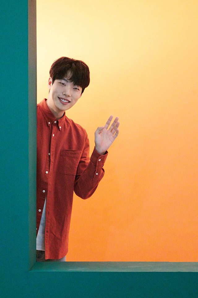 C-Jes ent.