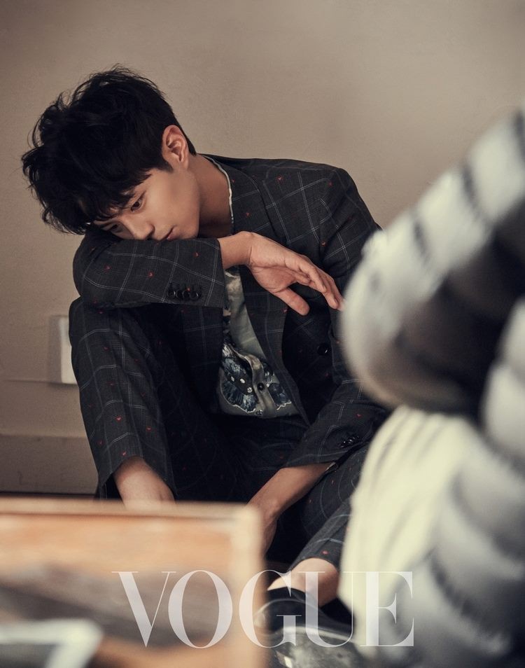 VOGUE