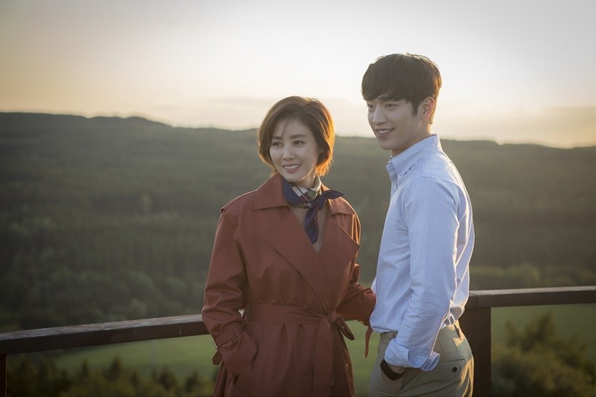 《你也是人類嗎》金成鈴與徐康俊