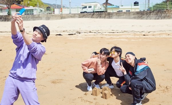NAVER