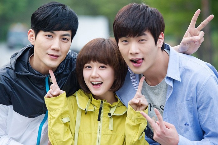 張娜拉《童顏美女》