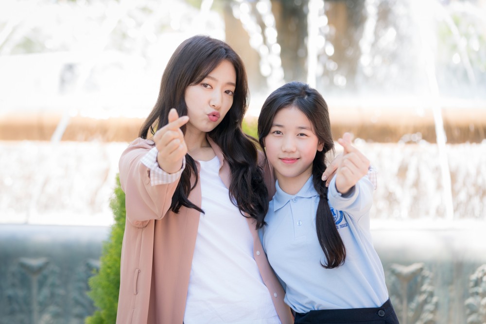 李蕊在《阿爾罕布拉宮的回憶》中飾演朴信惠的妹妹