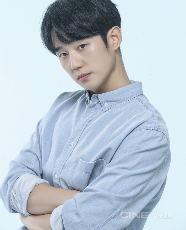 씨네21