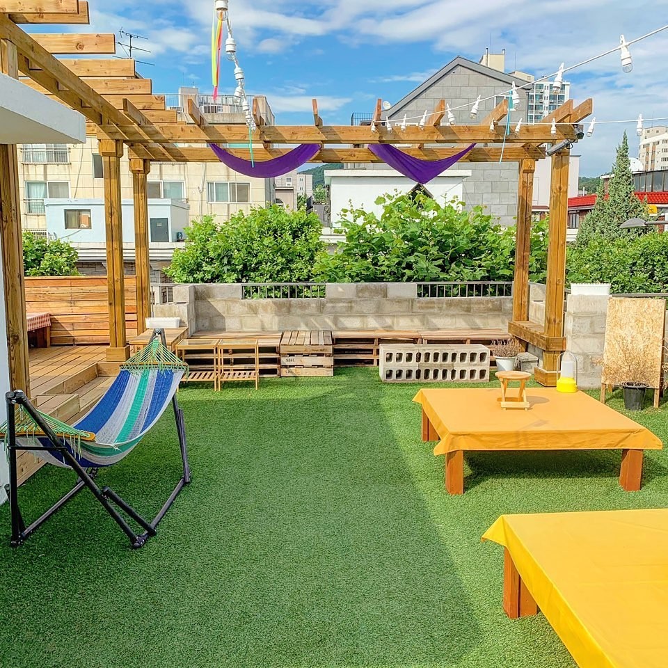 Instagram @cafe_skon