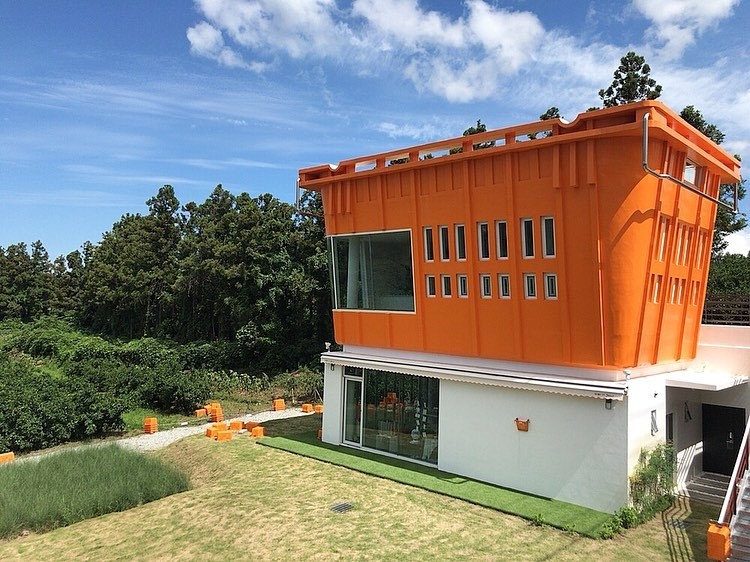 Instagram @zzing_1028