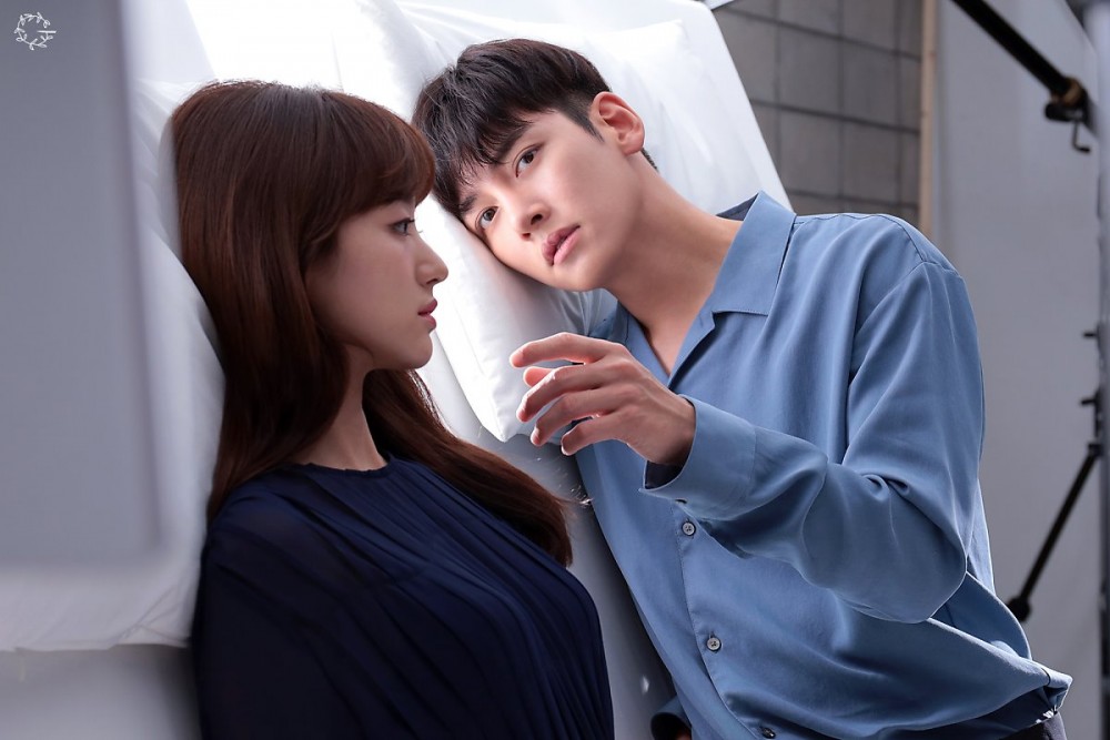 Glorious Entertainment