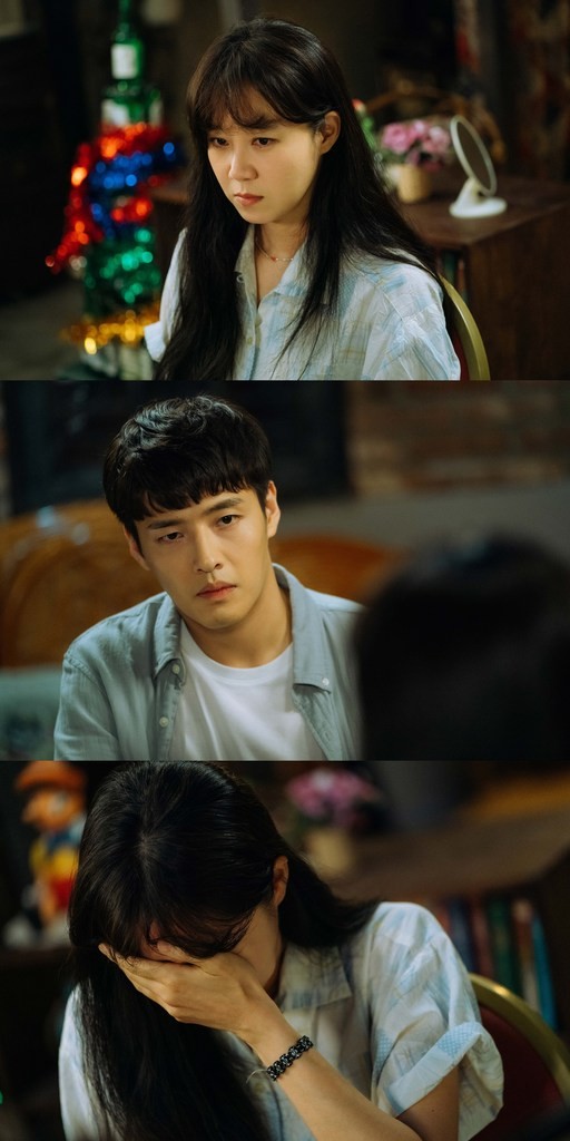 《山茶花開時》孔曉振劇照