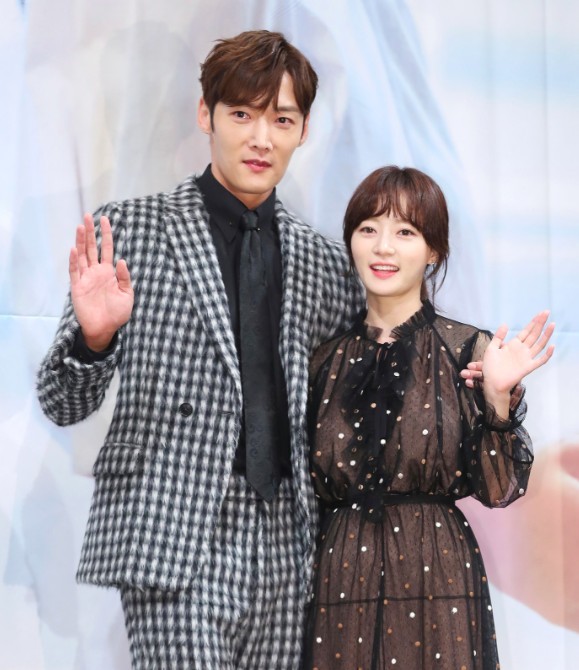 《馬成的喜悅》發佈會