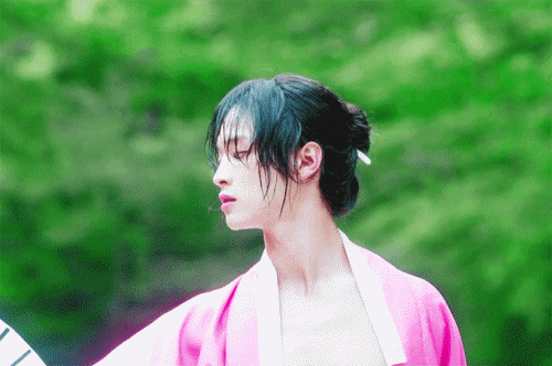 韓網熱議，張東潤劇中片段