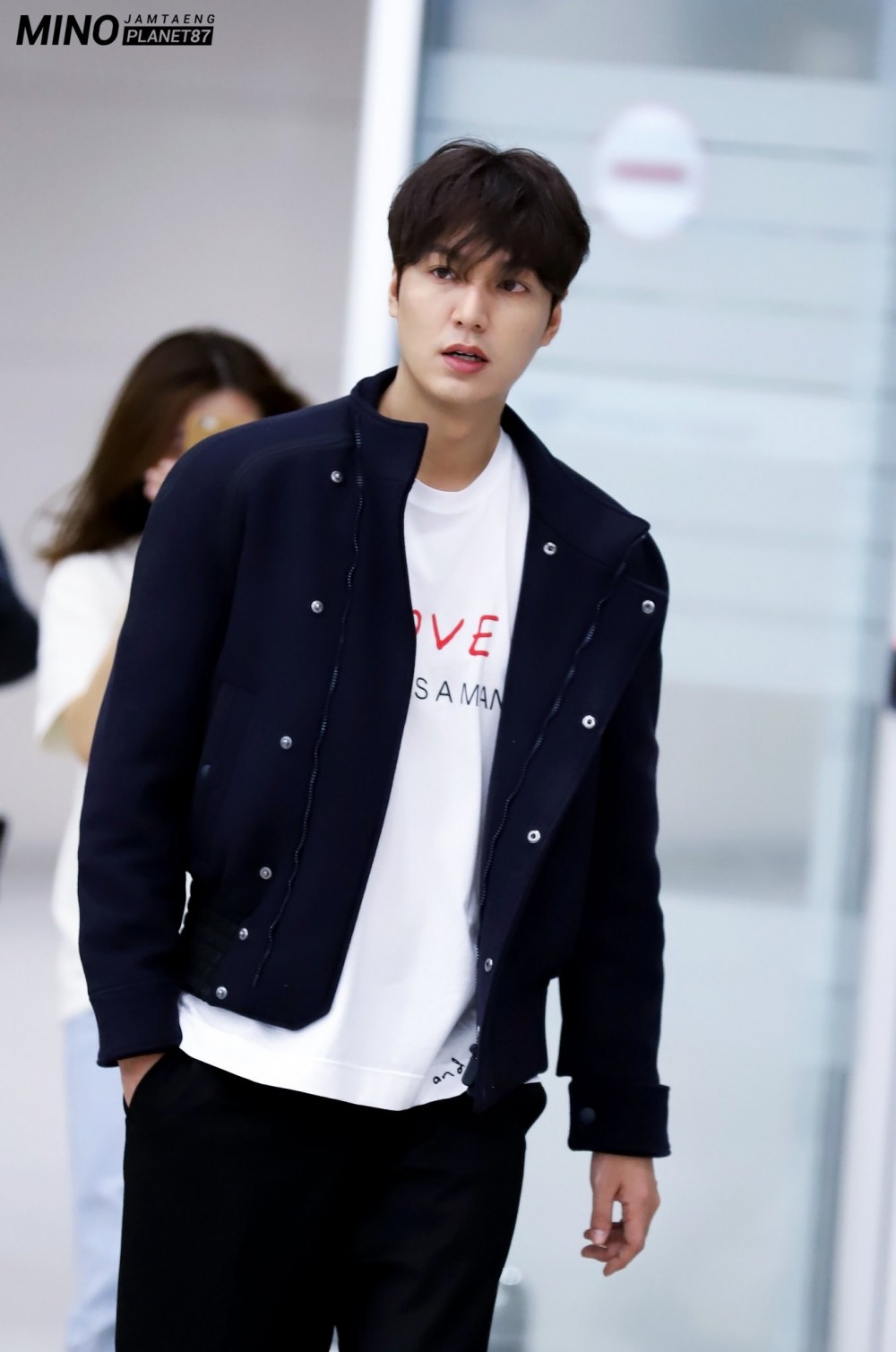 李敏鎬機場入境