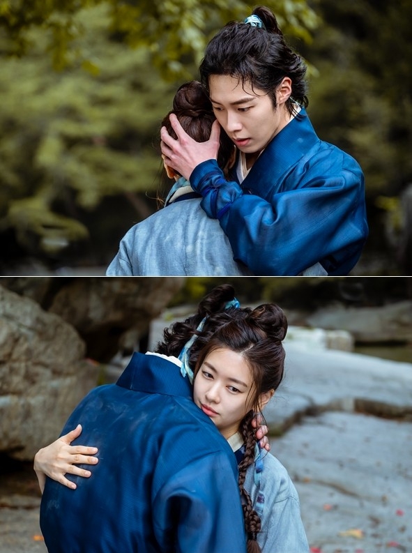 張煜在朝夕相處下愛上師父無德(庭沼珉 飾)