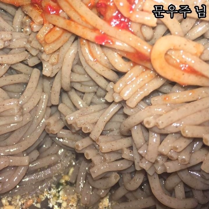 韓網食物醜照大賽 蕎麥涼麵