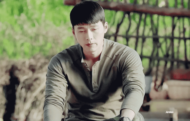 《愛的迫降》玄彬身材