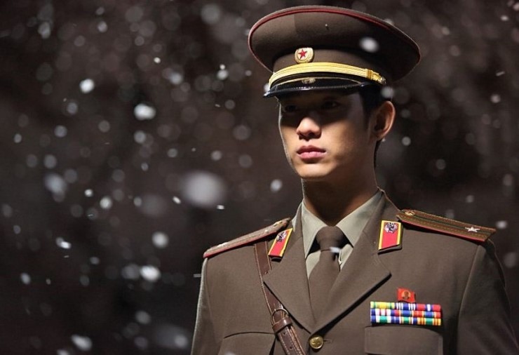 金秀賢2013年主演電影《偉大的隱藏者》