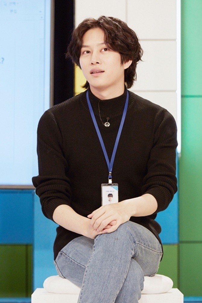 希澈曾表示不會公開戀愛