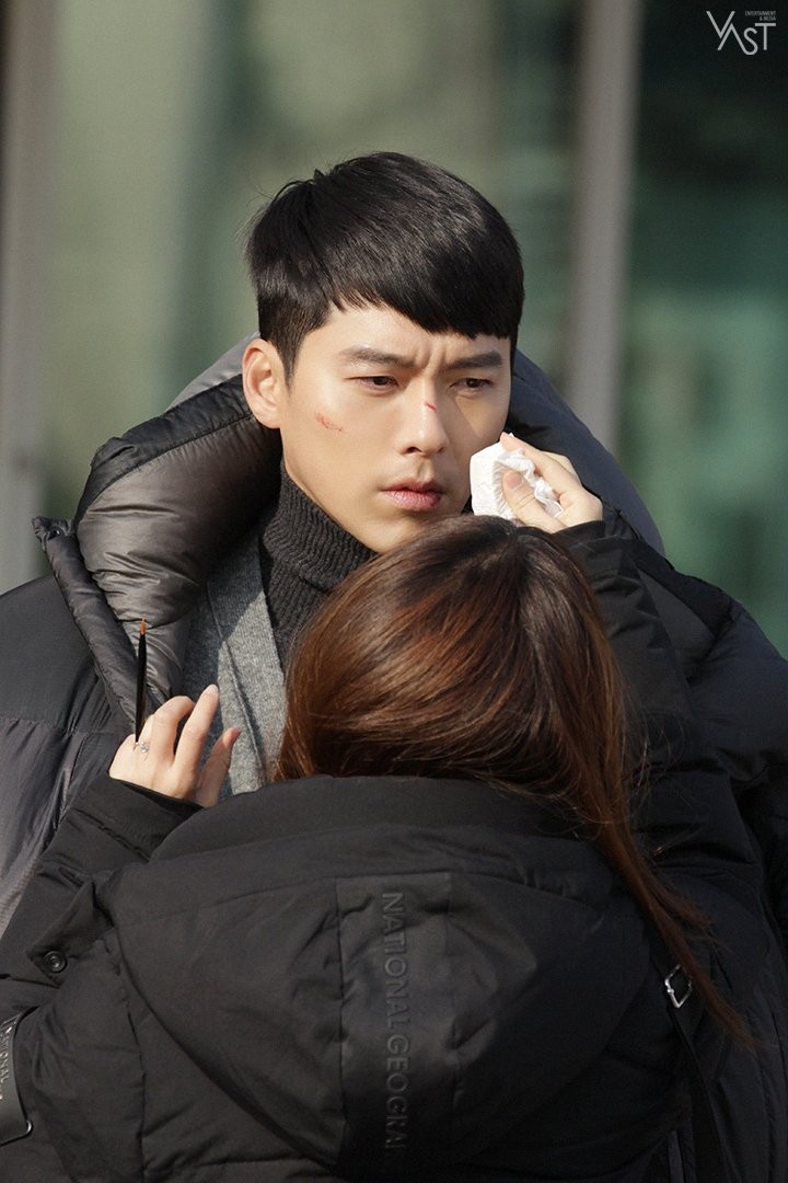 《愛的迫降》玄彬花絮照