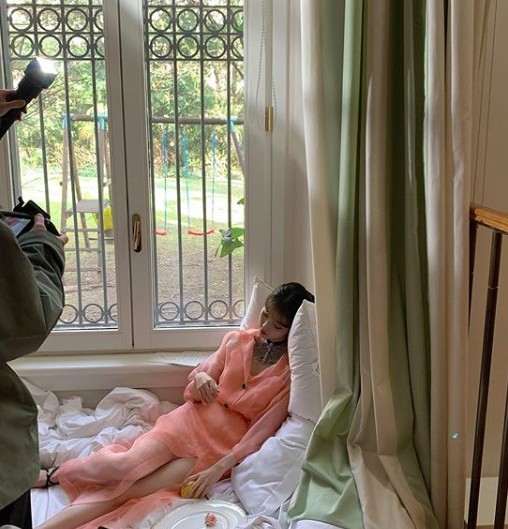 IU出席米蘭時裝周