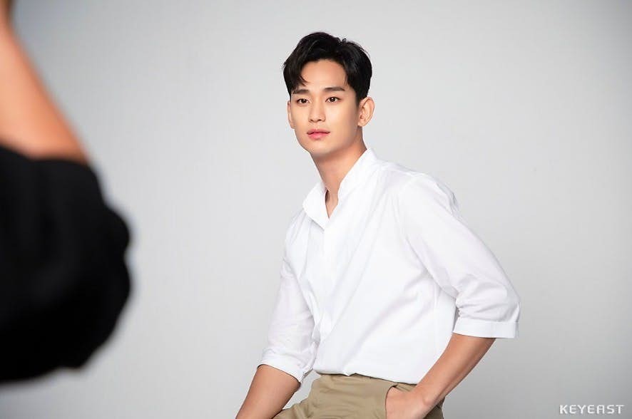 金秀賢《雖然是神經病但沒關係》