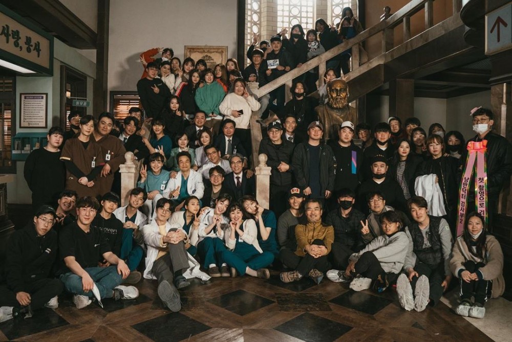 《浪漫醫生金師傅2》終映大合照