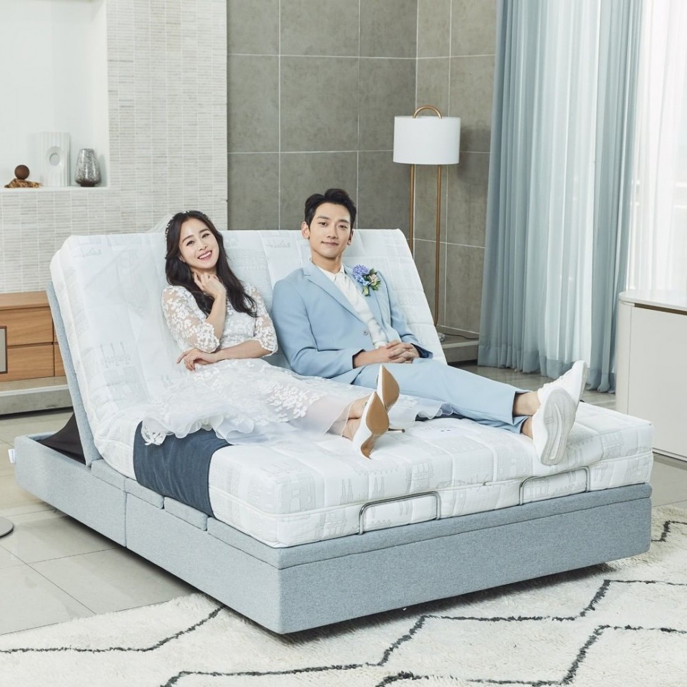 Rain 金泰希 廣告