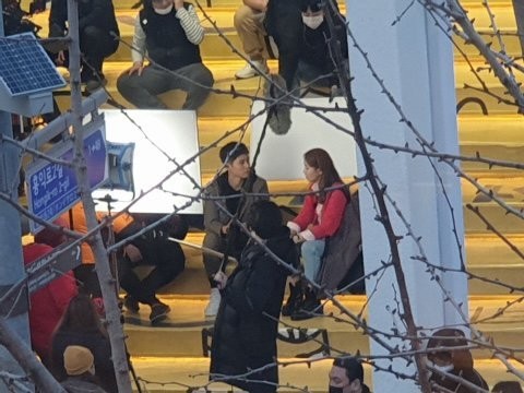 朴寶劍、朴素丹《青春紀錄》路透照