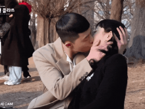 《梨泰院CLASS》吻戲花絮