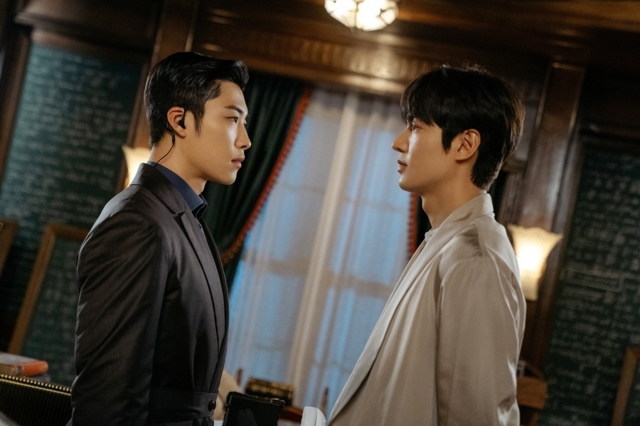 《The King:永遠的君主》李敏鎬、禹棹煥上演bromance